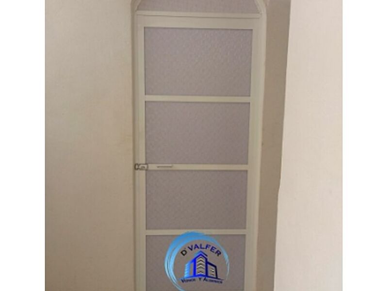 Puerta aluminio bLanco Mexico .