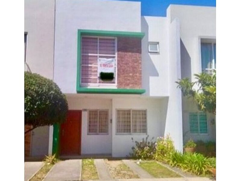 Casa en Parques de Tesistán México