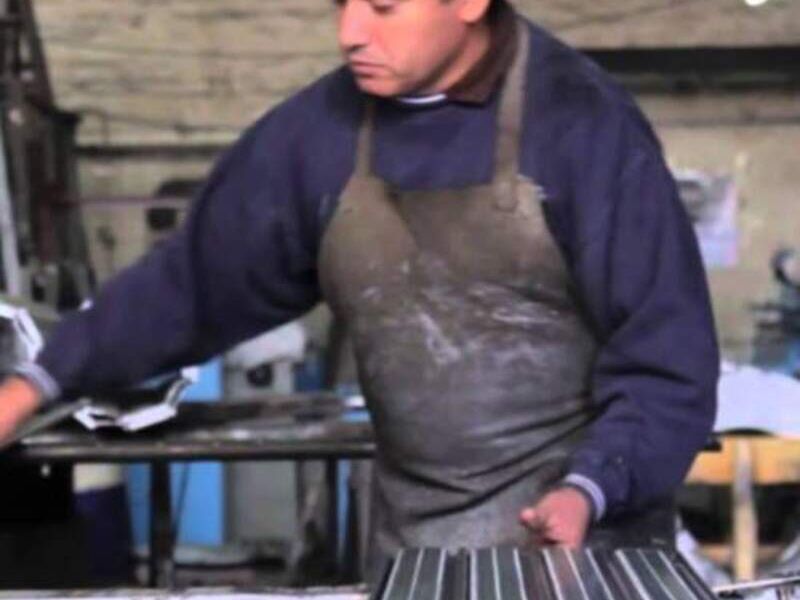 Fabricación cortinas metálicas México