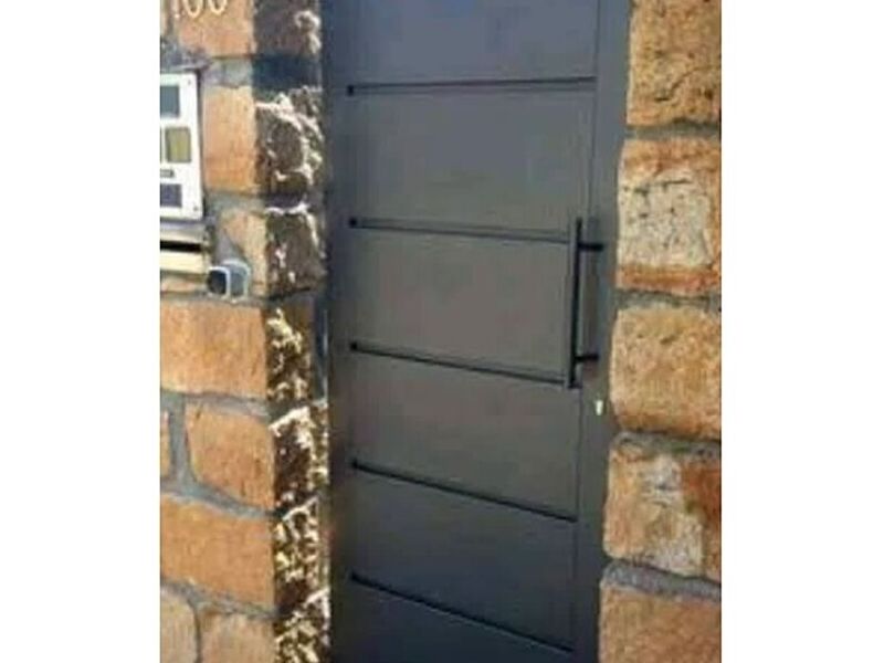 Puerta moderna Mexico