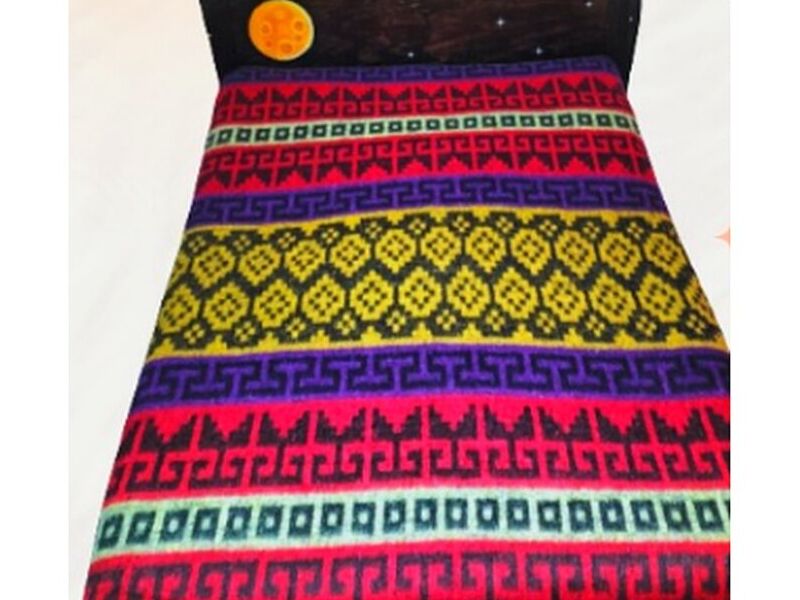 Cobijas Amarrillo y Morado México