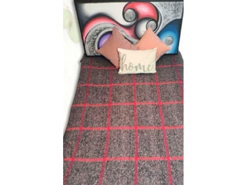 Cobijas Gris y Rojo México