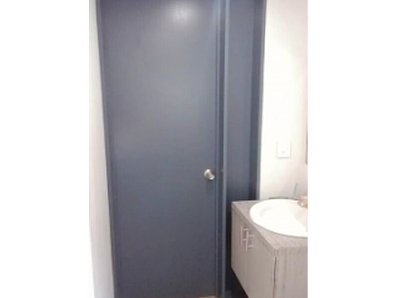 Puerta baño color gris México