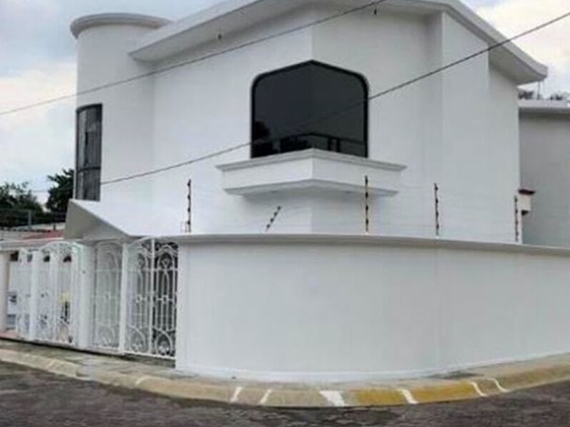 SE VENDE CASA PARA REMODELAR  MÉXICO