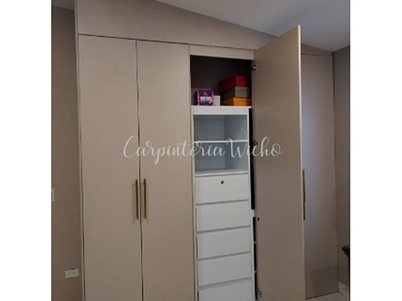 Clóset color beige México