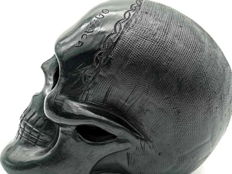 Calavera grande de Barro Negro Catrina