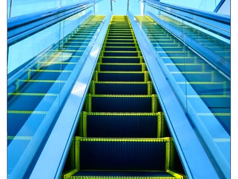 Escaleras y Aceras Móviles Seguras México