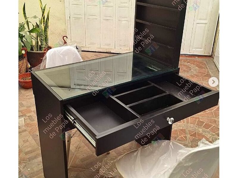  Mueble de vidrio México