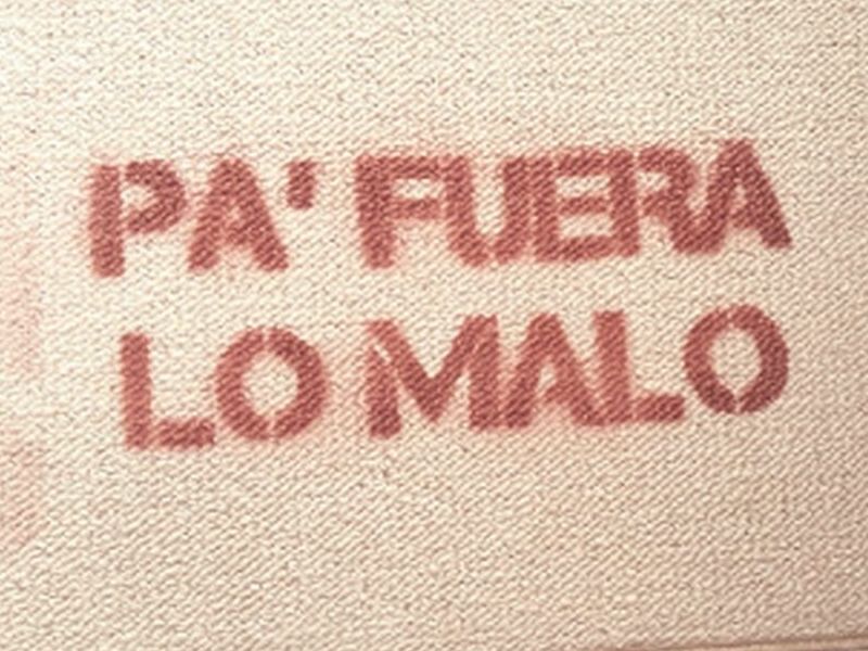 Tapete letras de decoración México