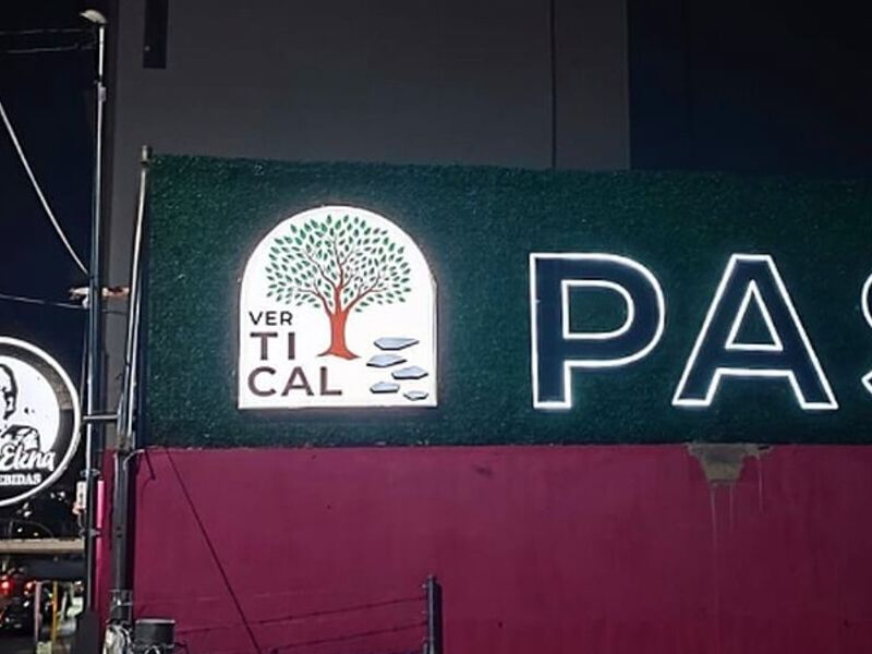 Logotipo y anuncio circular México