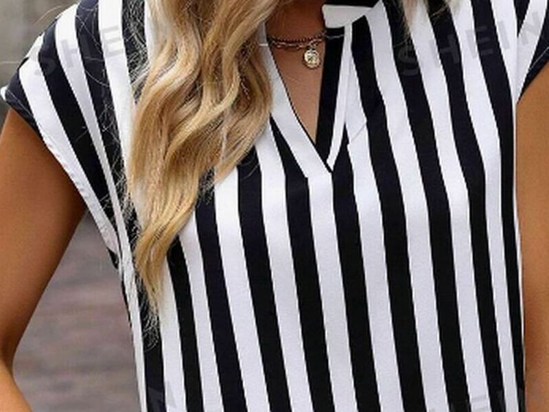 Blusa con estampado de rayas de cuello México