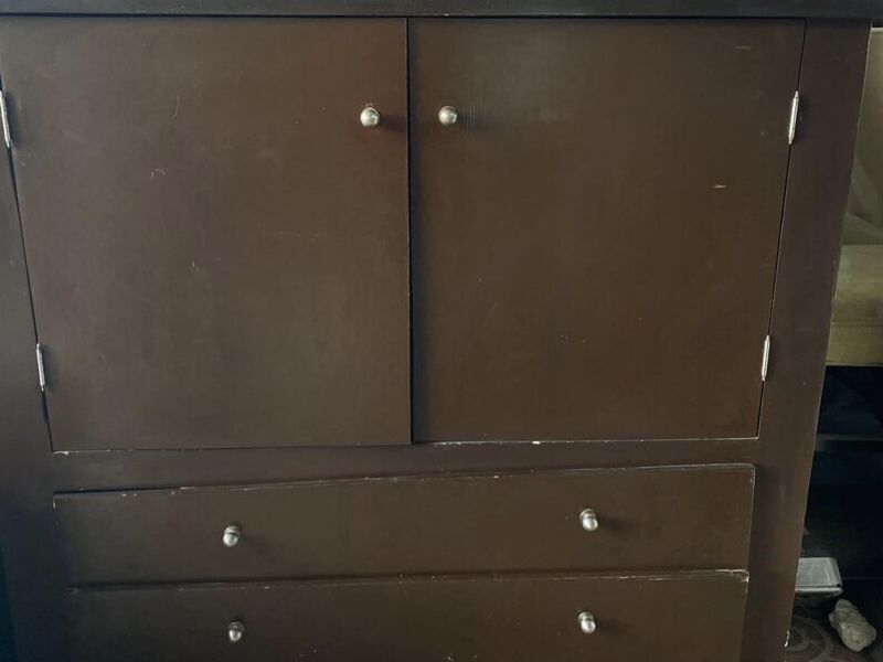 Cómoda Madera 2 Puertas y 2 Cajones Cancún