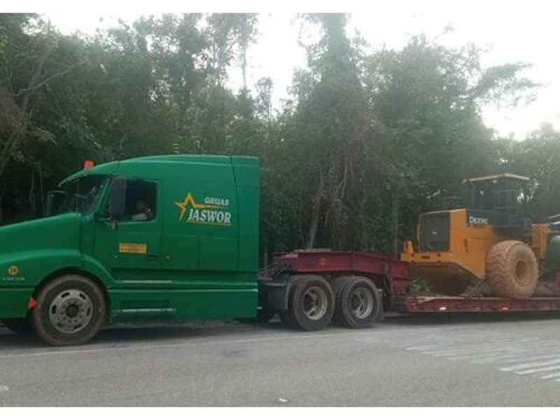 Lowboys para carga de hasta 80 ton Yucatan
