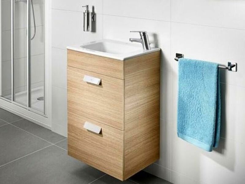 Mueble de baño simple