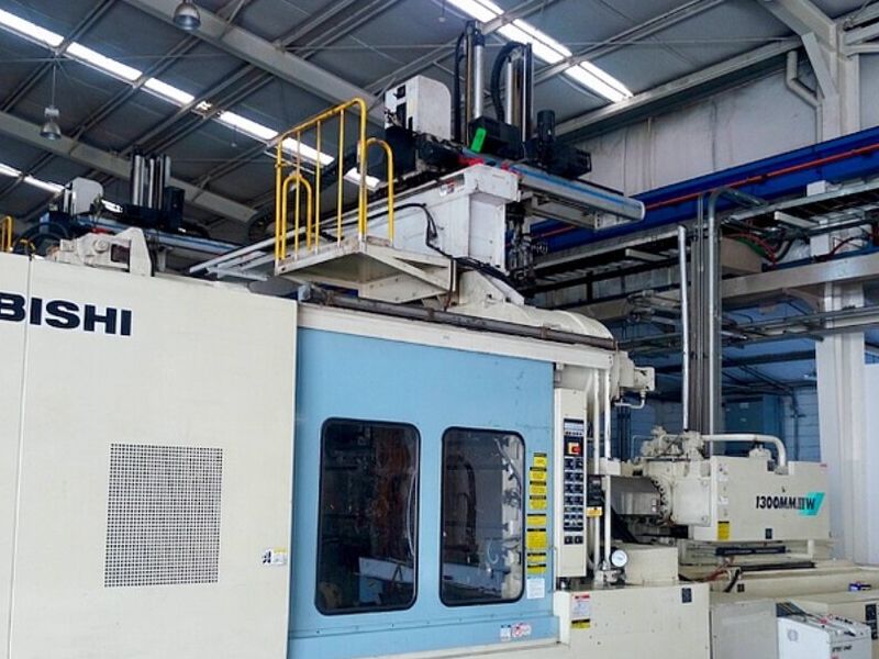 Mitsubishi 1600MM 240 Mx