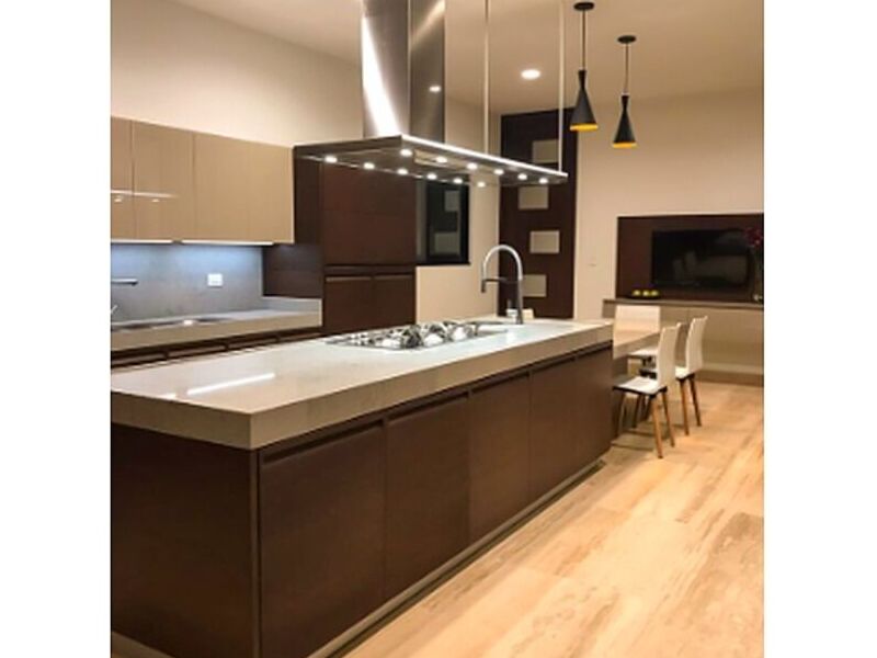 Muebles mesones madera tonos café