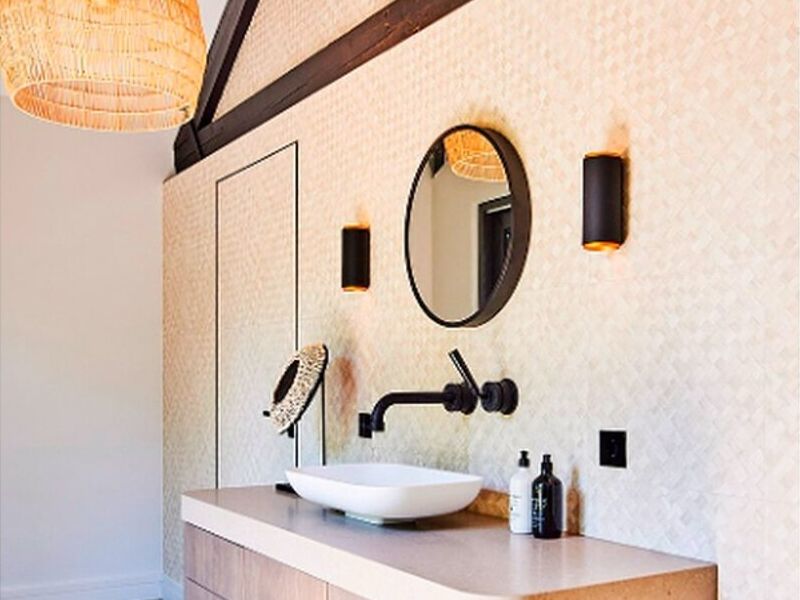 Mueble lavamanos baño madera café