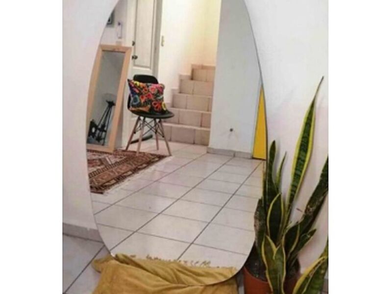 Espejo irregular México