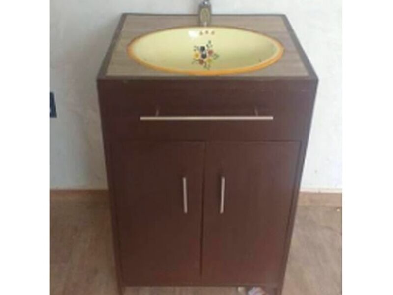 Lavabo madera cafe oscuro Mexico