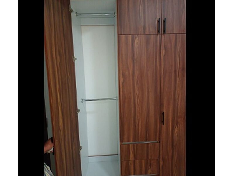 Closet madera roja zebra Mexico