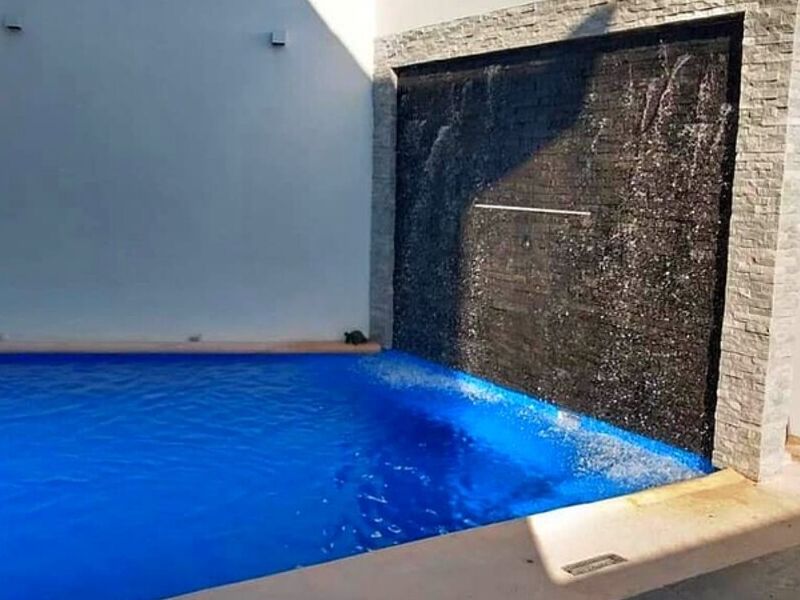 Piscina cascada México