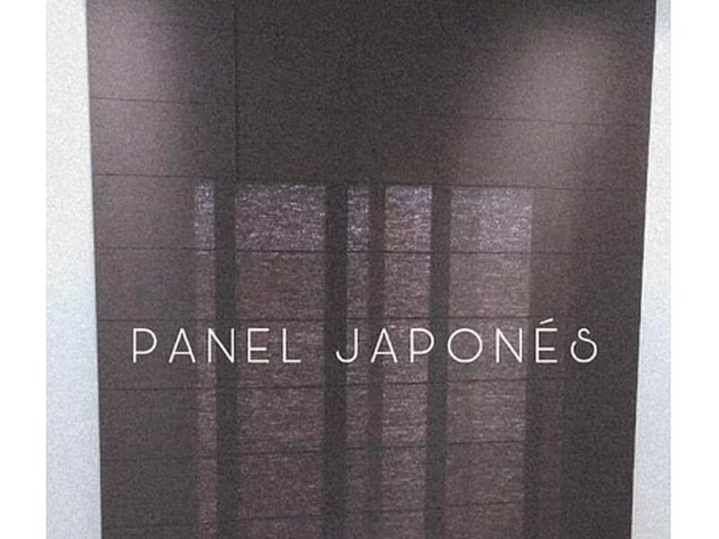 Panel japones negro Lagos de Mooreno