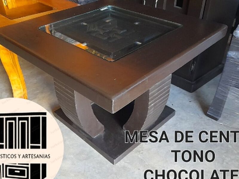 Mesa centro sala tono chocolate