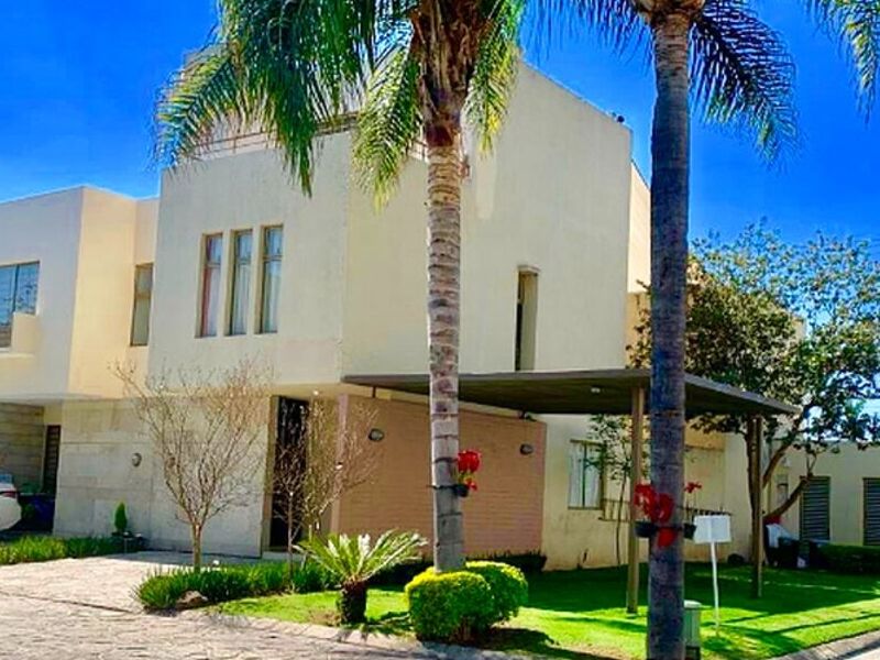 CASA EN RENTA EN RESIDENCIAL SEVILLA