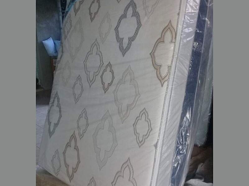 Cama King