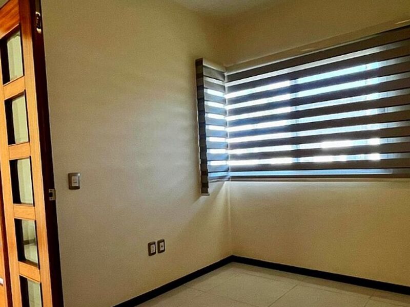 CASA EN RENTA, PUERTA DEL ROBLE Mexico