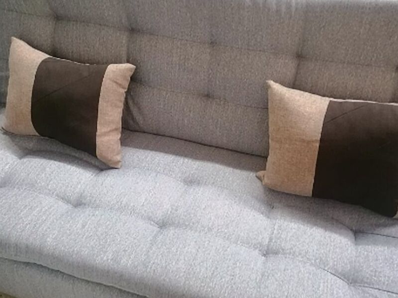 Sofá gris 2 lazas