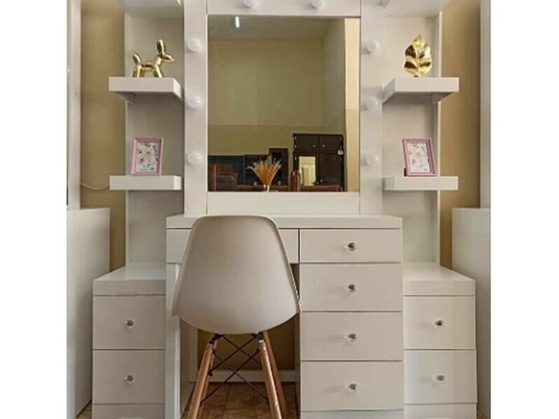 Vannity blanco madera con iluminación 