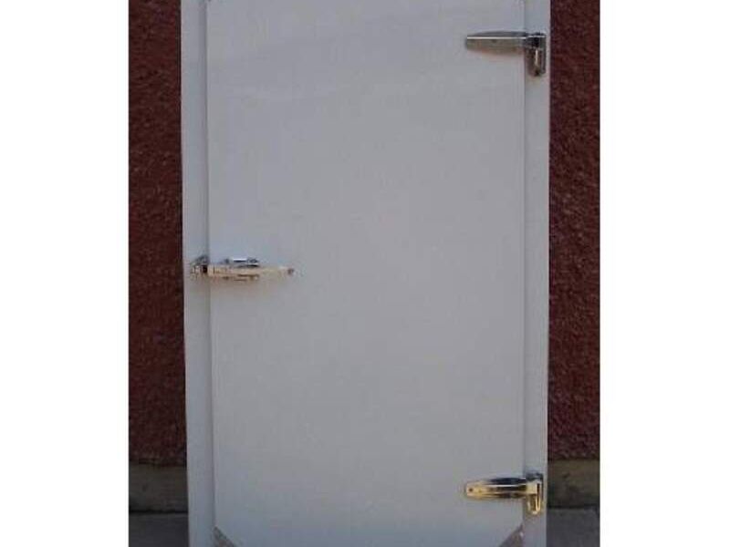PUERTAS DE CÁMARAS ABATIBLES México 