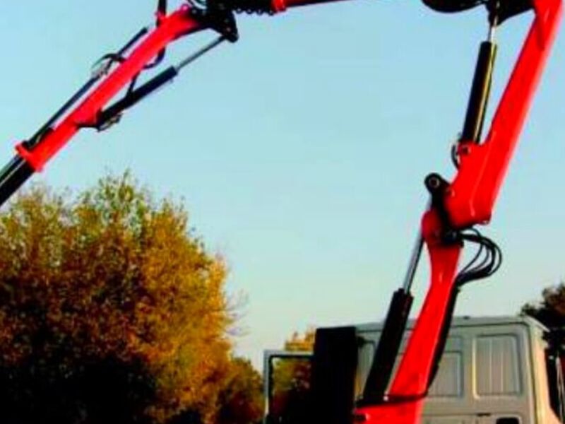 GRUA ARTICULADA MODELO HC60-A4