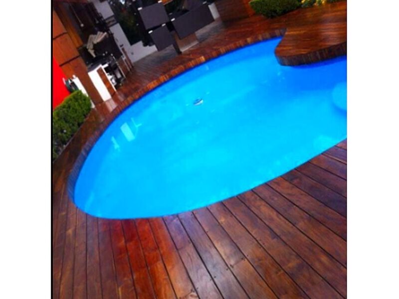 Piso de contorno de piscina México