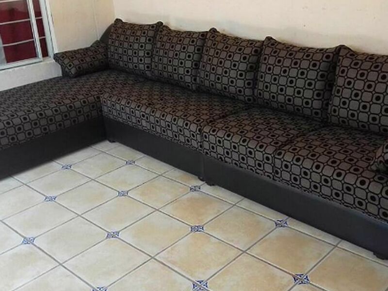 Sala esquinera diseño cuadros México