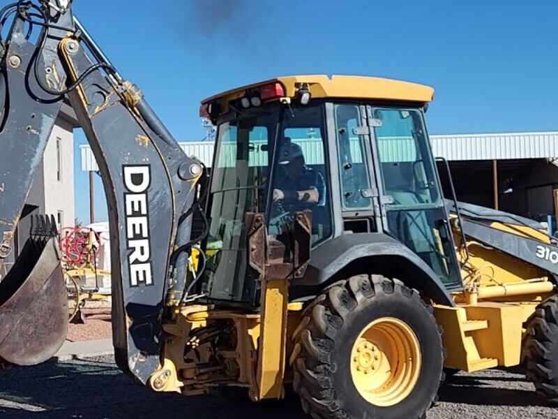 Retroexcavadora JOHN DEERE México