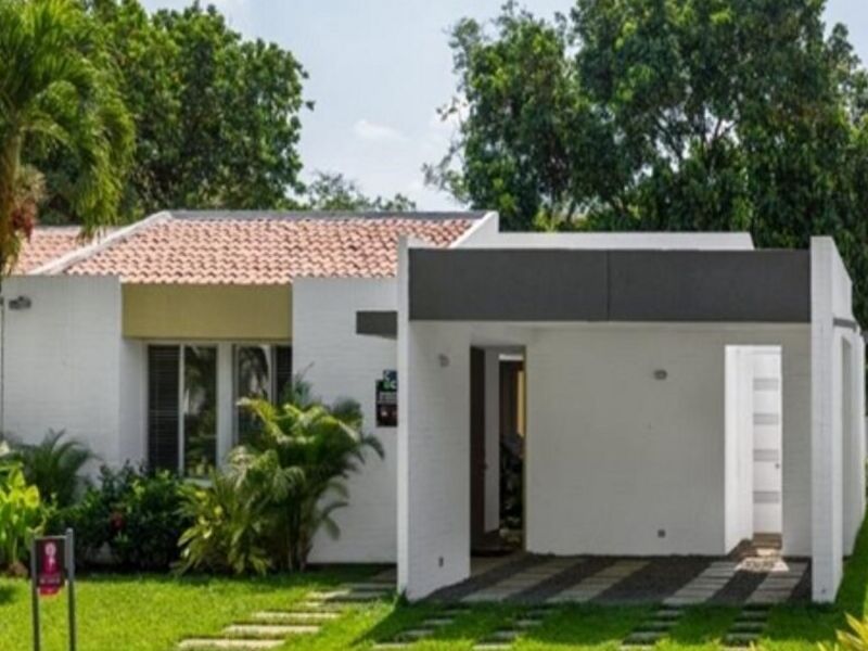 Universidad Vizcaya. Casa Venta México