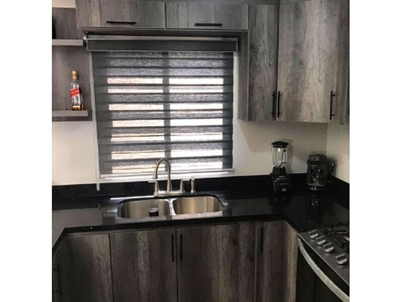 Muebles madera gris oscuro 