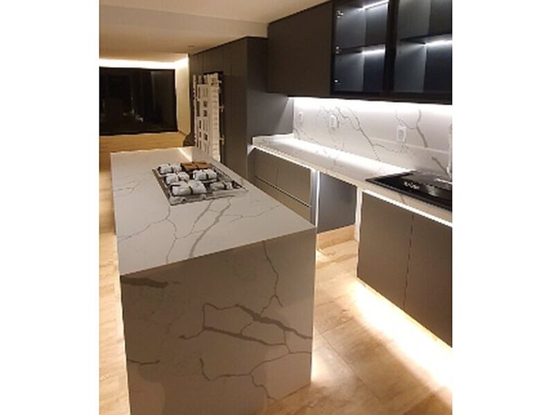 Mesón mármol blanco cocina
