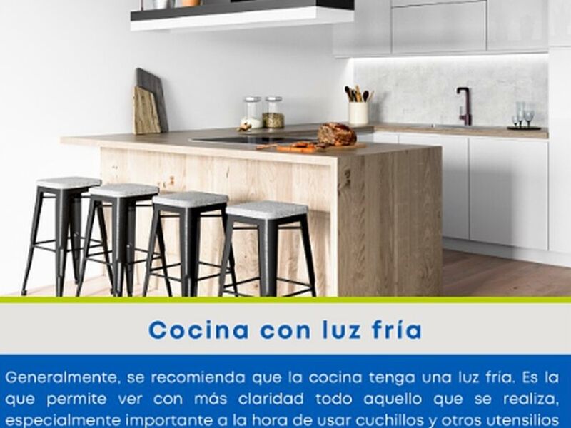 Cocina con luz fría muebles blanco madera