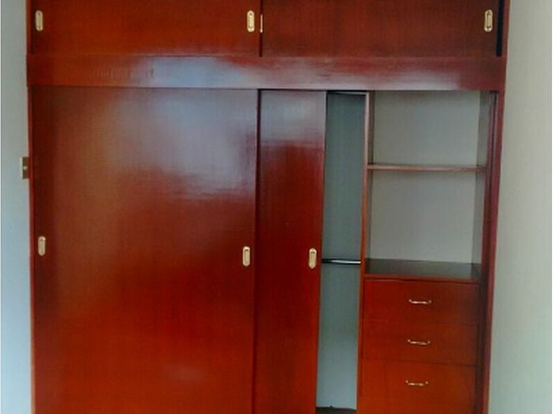 Closet madera chocolate 