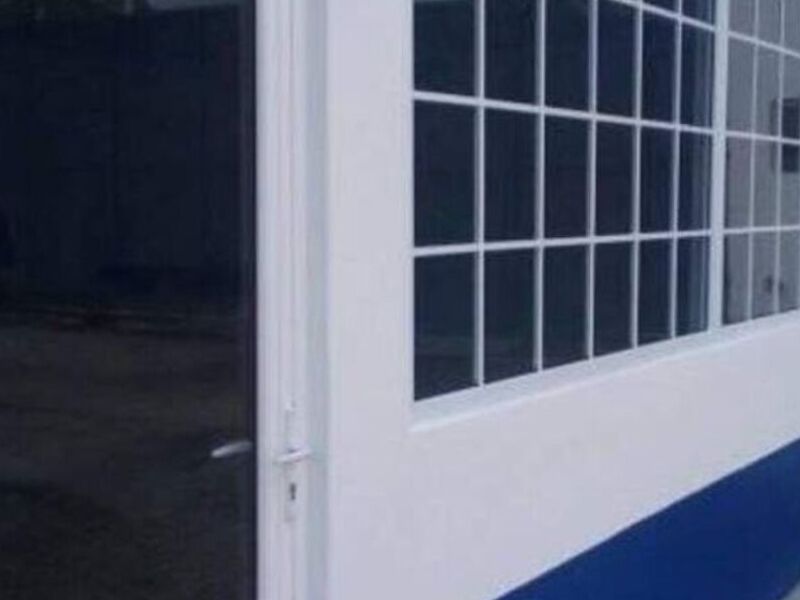 PUERTA DE VIDRIO2