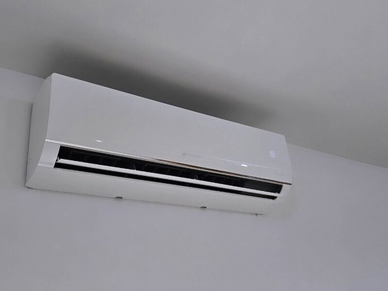 MINI SPLIT MIDEA IMVERTER 2 TON - México 