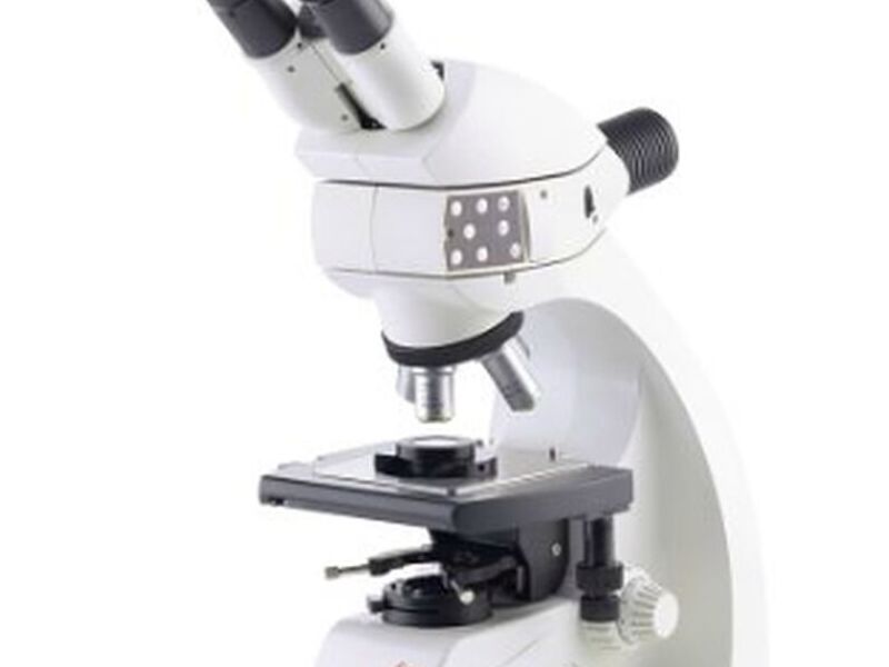 Microscopio Binocular Leica DM750 M