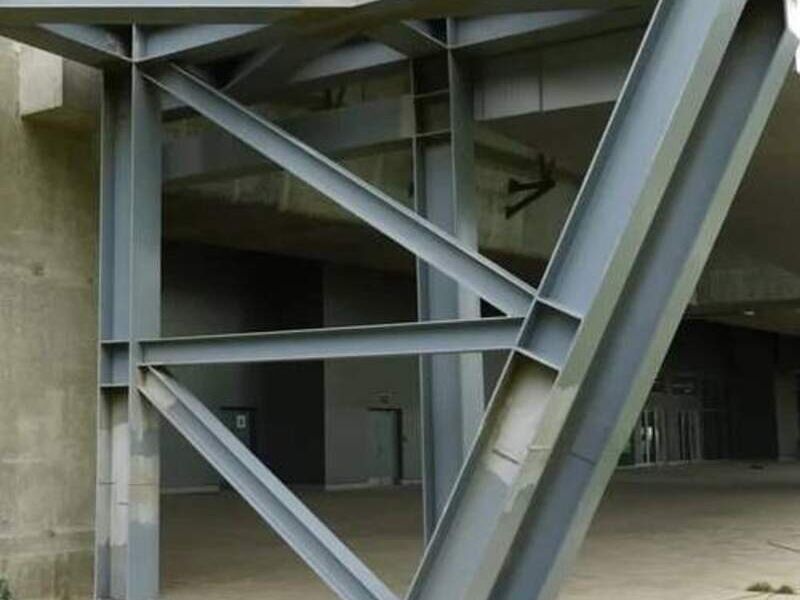 Pilares y columnas trianguladas méxico