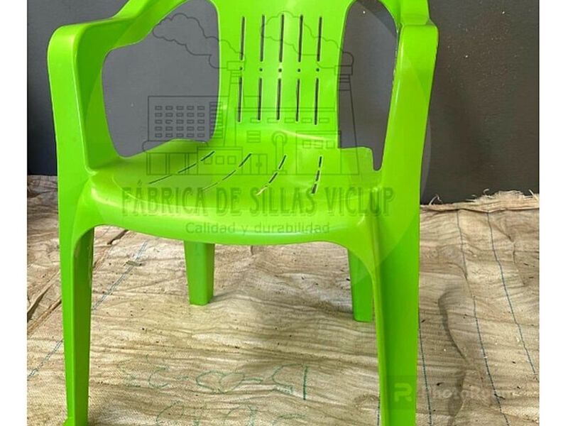 Silla de plástico verde agua México