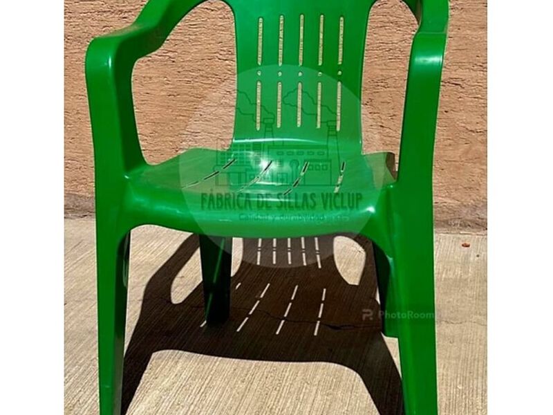 Silla de plástico verde oscuro México