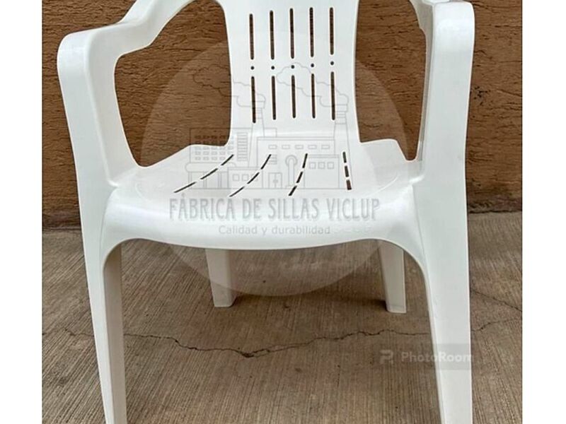 Silla de plástico blanca México