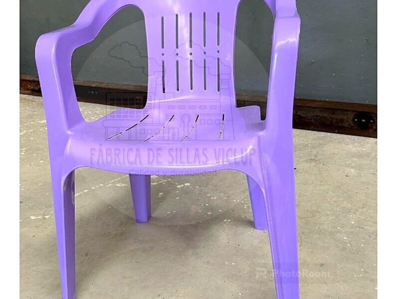 Silla de plástico lila México